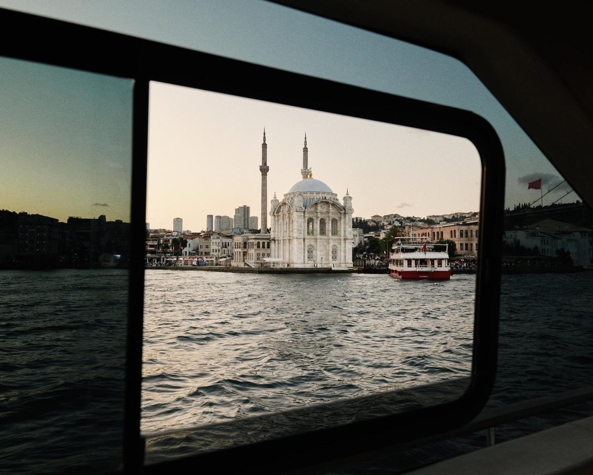 Mandarin Oriental Bosphorus, Готель 5*